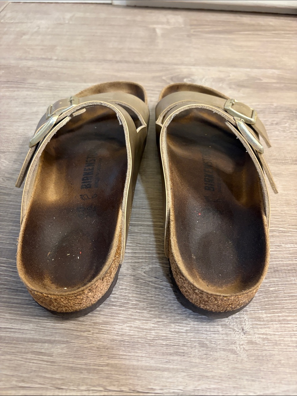 Women’s Birkenstock Arizona Gold Sandals - Picture 5 of 7